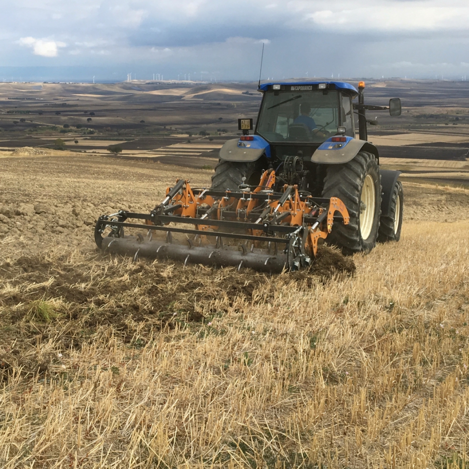 Moro Aratri Spider 5M250 középmélylazító