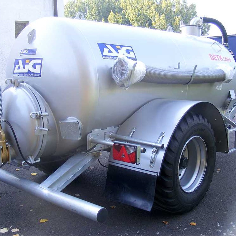 DETK 5000 egytengelyes, hígtrágyaszállító tartálykocsi