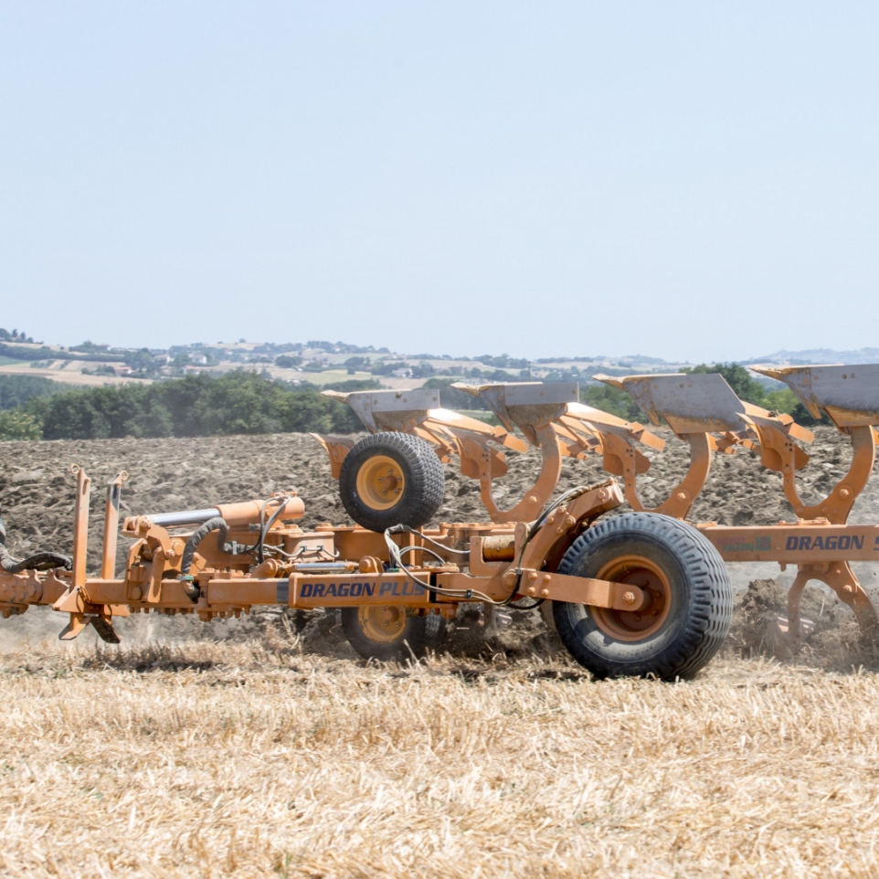 Moro Aratri Dragon félig függesztett váltvaforgató ekecsalád