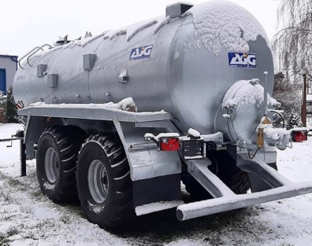 DETK 1012-1016 tandemtengelyes, hígtrágyaszállító tartálykocsi