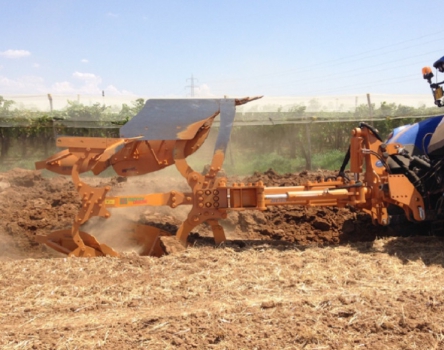 Moro Aratri MVP mélyszántó váltvaforgató ekecsalád